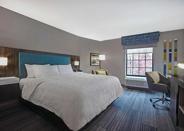 Hampton Inn Westfield